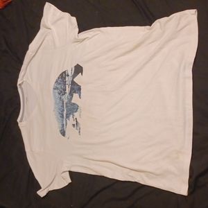 White tee with beat
